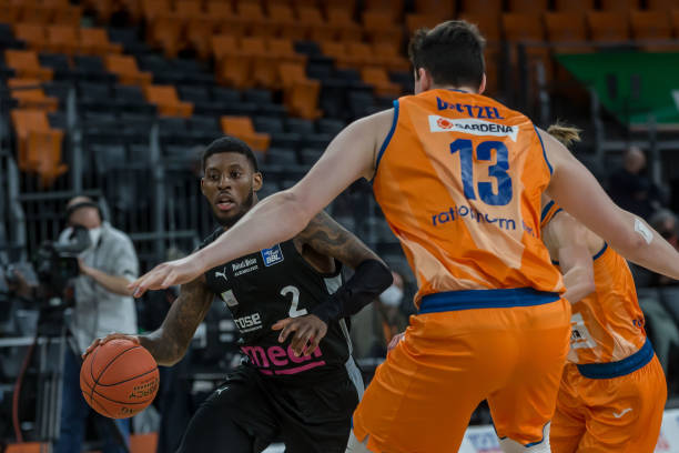 与传球方面 与传球方面